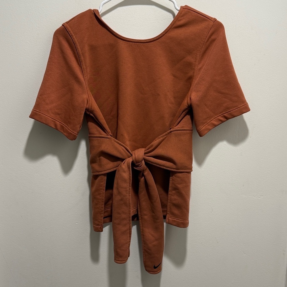 Nike Shirt Womens Small Rust Dri-fit Yoga Wrap Tie Activewear Small - Picture 3 of 7